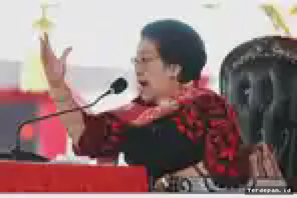 Megawati Terbitkan Surat Internal: Kader PDIP Harus Berani Kritik Pemerintah