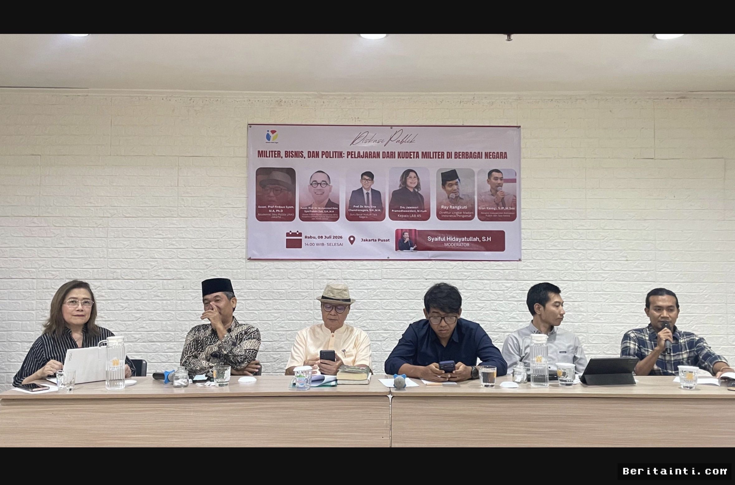 Jakarta – Sejumlah akademisi dan peneliti menyuarakan keprihatinan mendalam terhadap kian menguatnya
