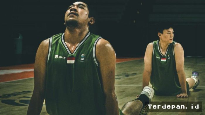 Jakarta, Terdepan.id  – Federasi bola basket nasional menurunkan tiga tim pada FIBA 3x3 Challengers Batam Stop 2026. Ajang internasional yang dijadwalkan pada 25-26 Juli ini bakal menjadi panggung unjuk gigi para pemain terbaik dari Liga Bola Basket Indonesia (IBL). Langkah tersebut merupakan hasil pemantauan Badan Tim Nasional (BTN) Dewan Pengurus Pusat Persatuan Bola Basket Seluruh Indonesia (Perbasi) terhadap performa pemain di kompetisi domestik.
