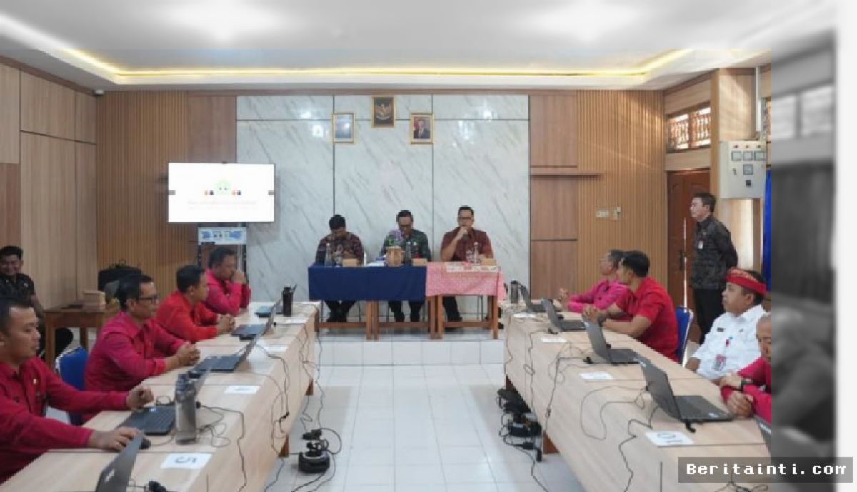 Tabanan Gelar Ujian Makalah, 13 Peserta Rebutkan Tiga Jabatan Strategis