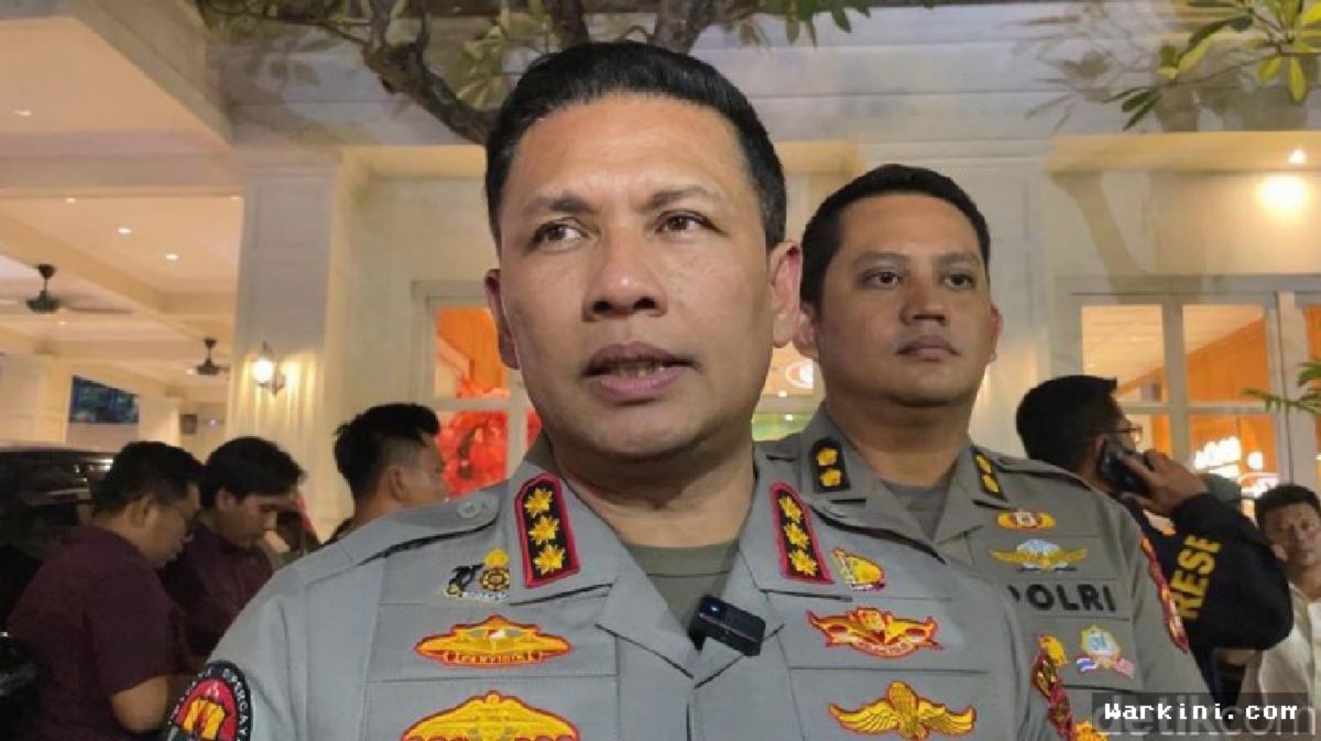 Jakarta — Polisi Segel Kafe de'Clan dan Money Changer