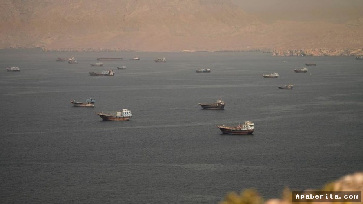 Kapal Tanker Dihantam Rudal, Qatar dan Arab Saudi Protes ke Iran