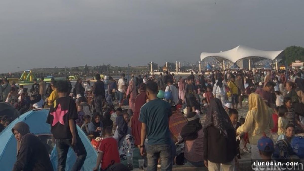 Jakarta — Pramono Anung Umumkan Transportasi dan Wisata Gratis 5 Hari