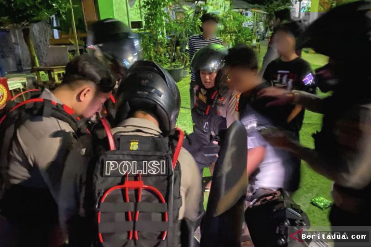 Polisi Tangkap Empat Remaja Terduga Pembawa Ganja di Jakarta Utara