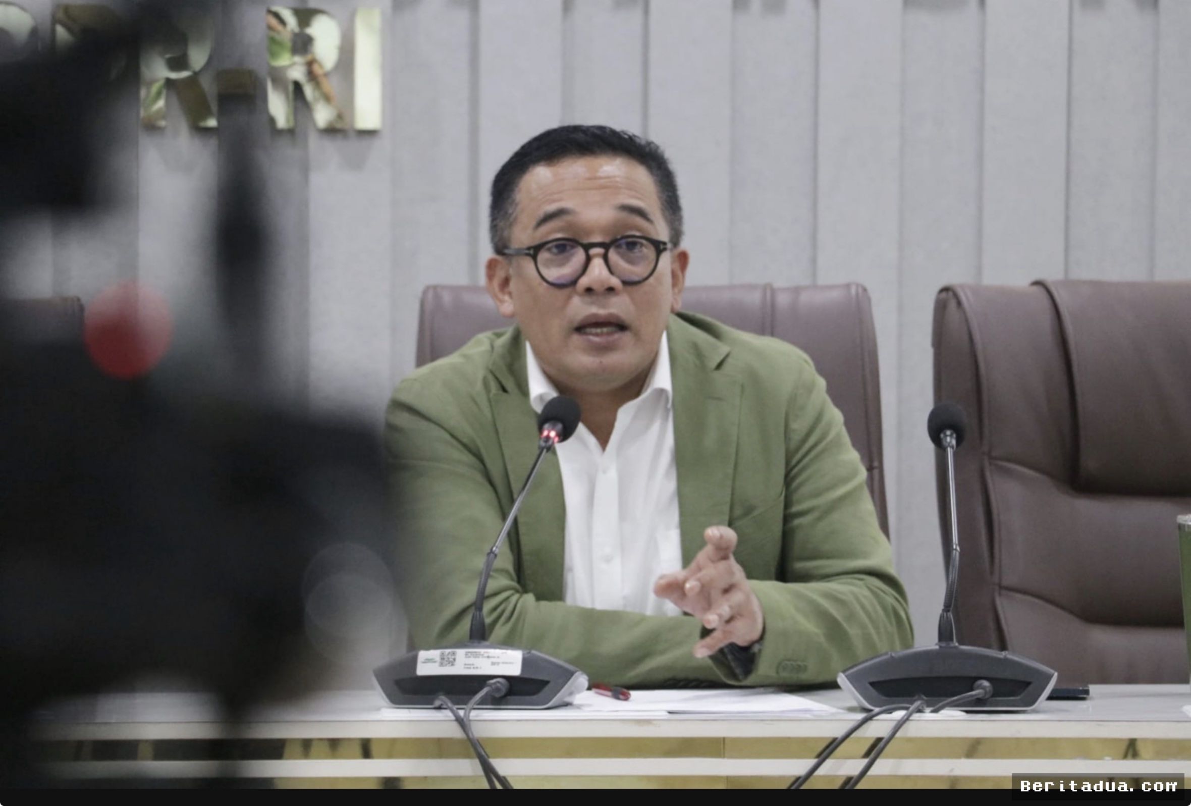 JAKARTA — DPR Desak Tim SAR Cari Jurnalis Hilang di Krakatau