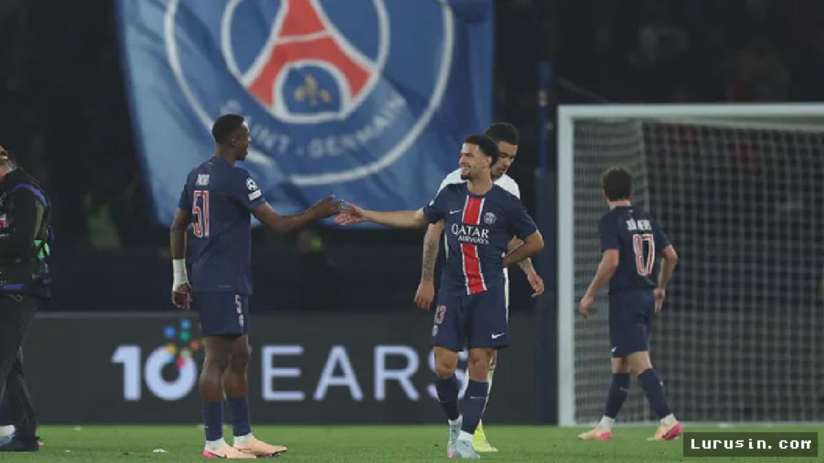 PARIS — PSG Tundukkan Aston Villa Lewat Aksi Comeback Dramatis
