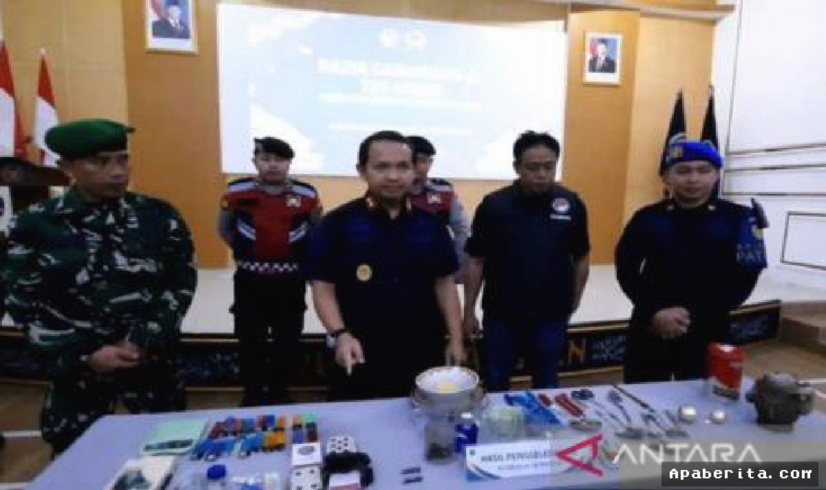 MAGETAN — Petugas Gabungan Sisir Rutan Magetan dan Menyita Barang Terlarang