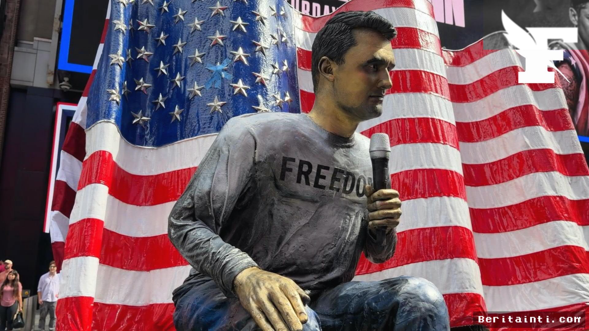 NEW YORK — Patung Mengenang Charlie Kirk Diresmikan di Times Square