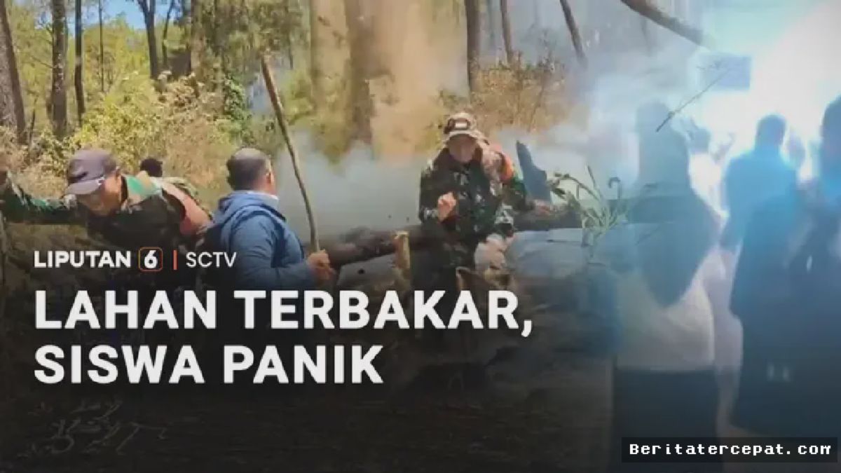Pekanbaru — Kebakaran Lahan Belakang Sekolah Buat Ratusan Siswa Panik