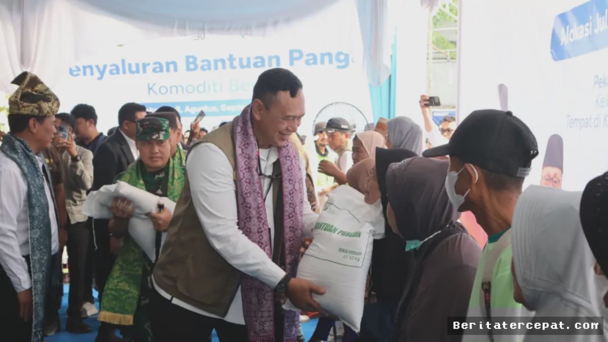 RIAU — BULOG Percepat Salurkan Beras Bantuan ke 619.290 Penerima