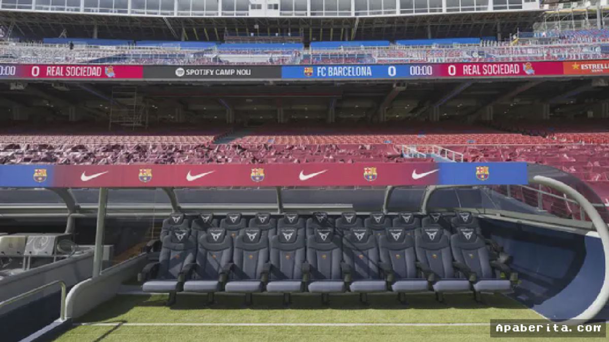 BARCELONA — Camp Nou Tampil Modern, Barcelona Bersiap Pulang Kandang