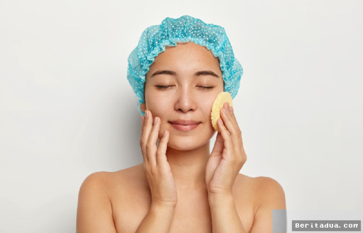 JAKARTA — Dermatolog Ungkap Rahasia Kulit Halus Tanpa Perawatan Mahal