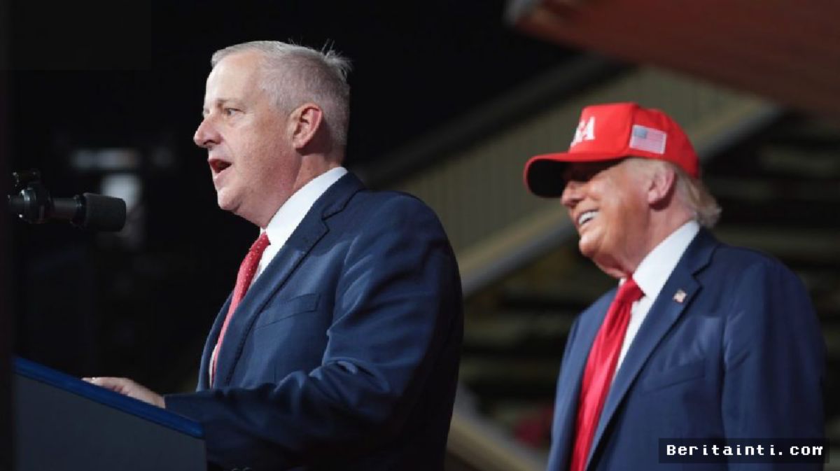 Trump Puji Michael Whatley dalam Kampanye Republicans di North Carolina