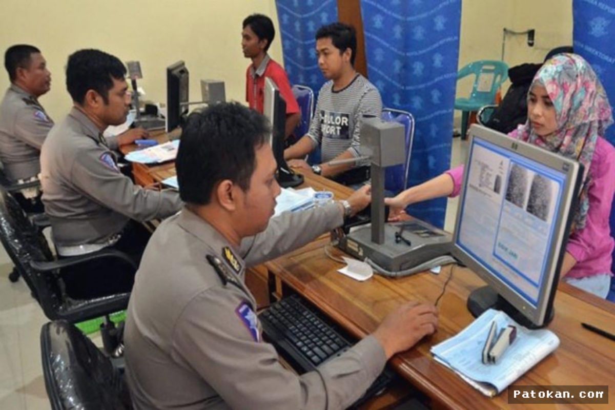 KULONPROGO — Satlantas Polres Kulonprogo Gelar SIM Keliling di PJR Temon