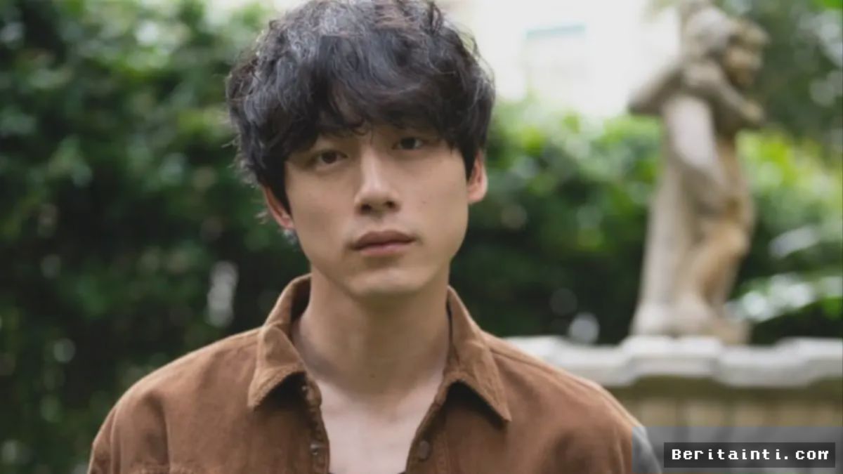 TOKYO — Sakaguchi Kentaro Resmi Menikahi Perempuan Non-Selebritas