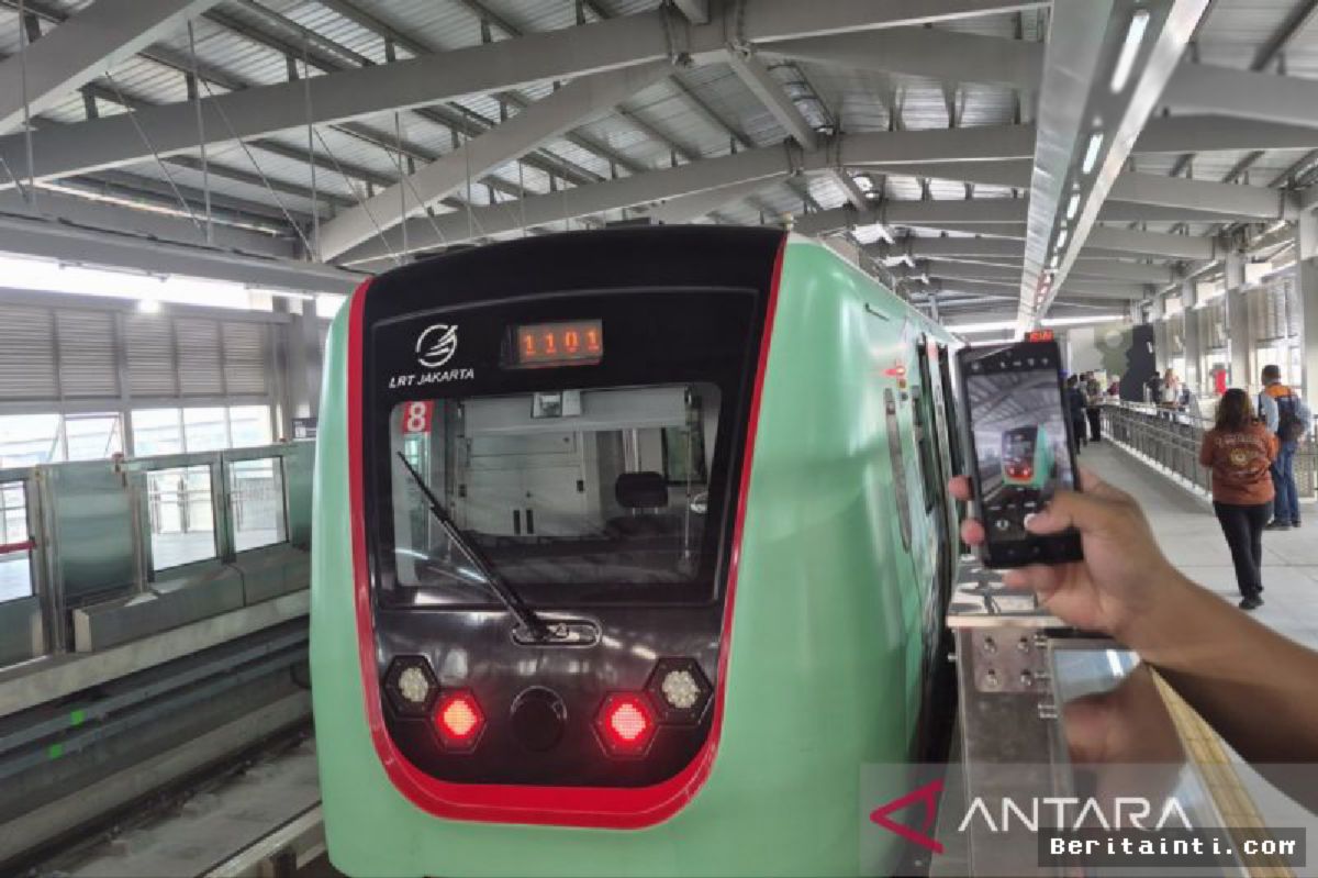 JAKARTA — Pemprov Akselerasi Pembangunan SJUT dan Uji Coba LRT