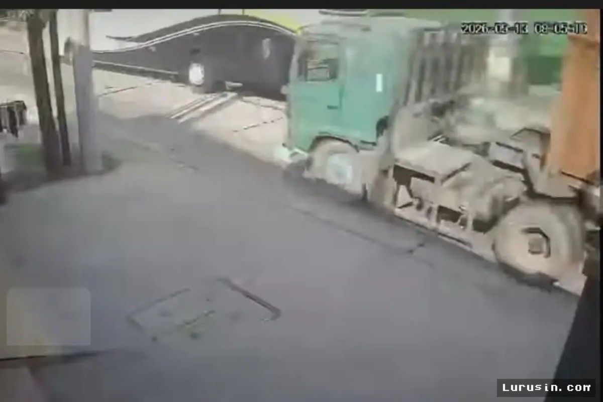 Bus Tabrak Dua Motor di Bekonang Sukoharjo, Dua Korban Tewas
