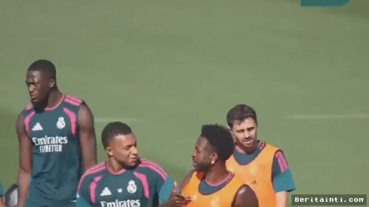 MADRID — Mbappe dan Vinicius Tunjukkan Harmoni Latihan Real Madrid