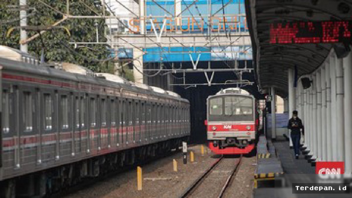 KAI Commuter Ungkap Penyebab Ponsel Terbakar di KRL Rawa Buntu