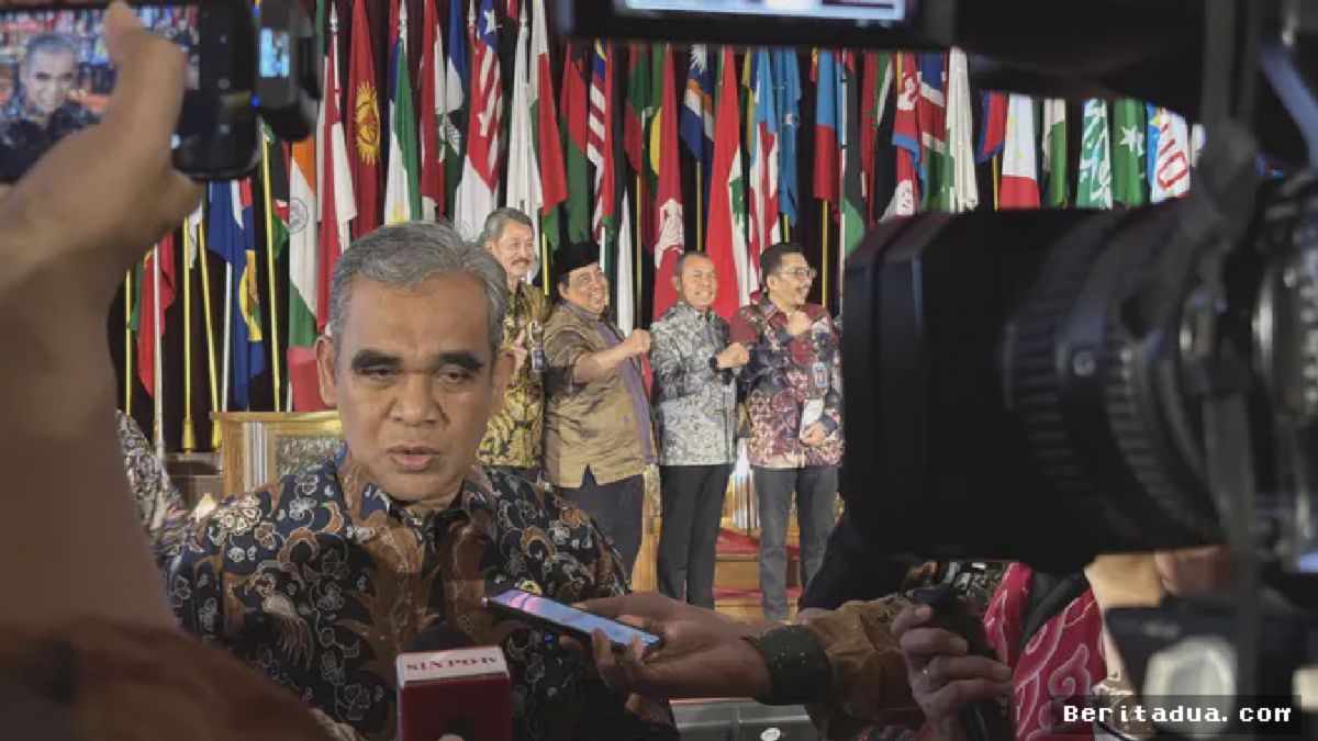 Ahmad Muzani Luncurkan Buku Sejarah MPR di Bandung