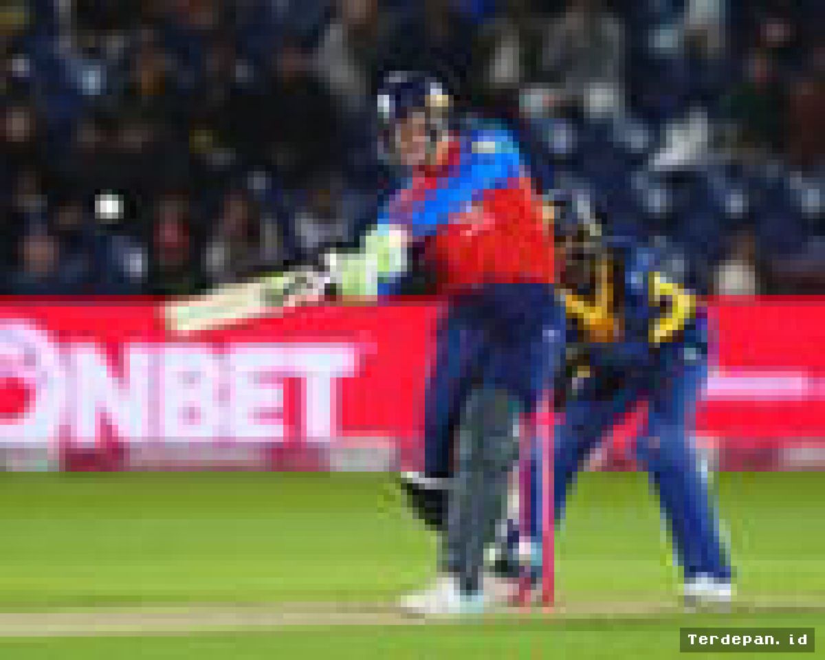 Inggris Tekuk Sri Lanka Enam Wicket, Tom Banton Bersinar