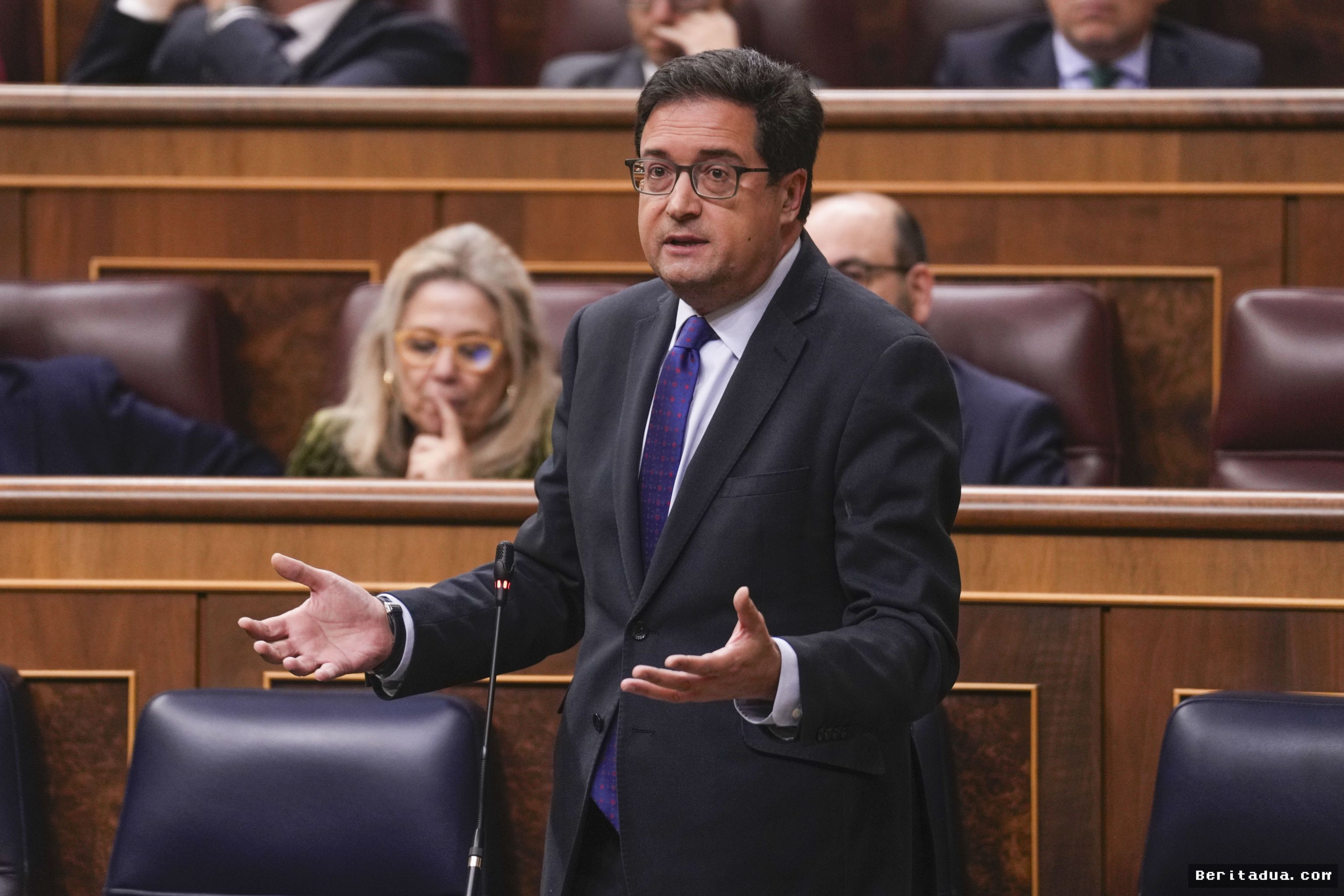 Madrid — Koalisi PSOE Goyah, Nasib Regulasi Kunci Kini Ditentukan Oposisi