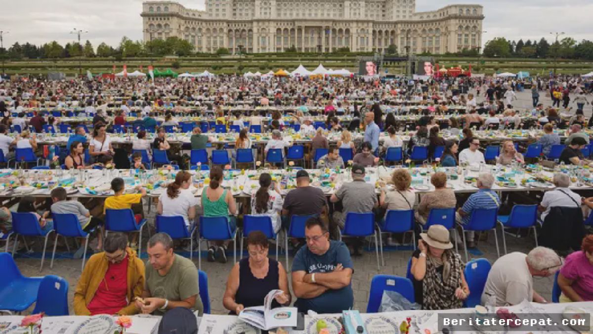 Uniting Table di Bukares Cetak Rekor Dunia Penggalangan Dana Kemanusiaan