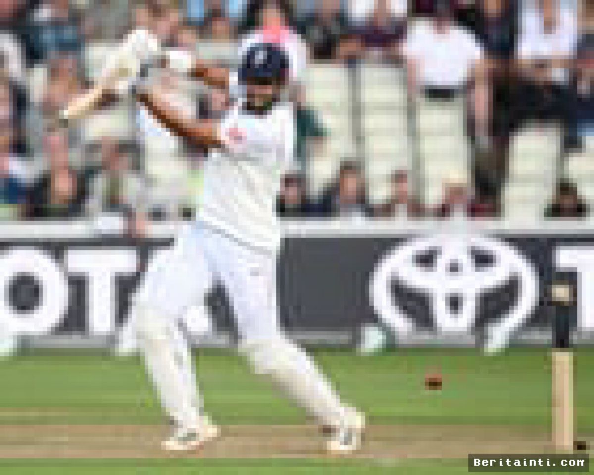 Edgbaston — Inggris Dominasi Hari Pertama Tes Ketiga Atas Pakistan