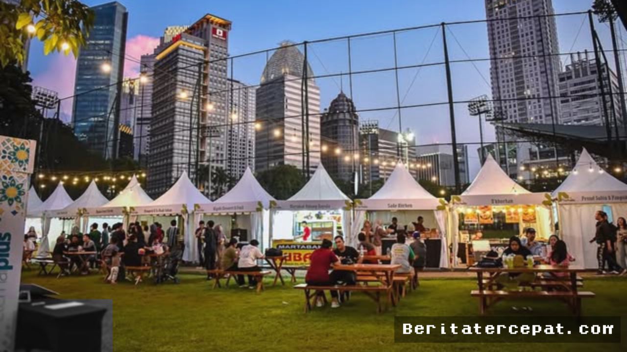 GBK Gelar Lima Event Akbar Termasuk Festival Cosplay Terbesar