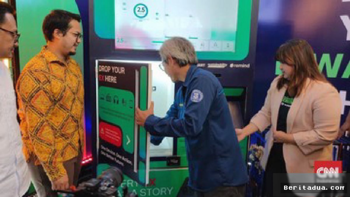 XLSmart Luncurkan Mesin Penukar Sampah Elektronik Jadi Kuota Internet