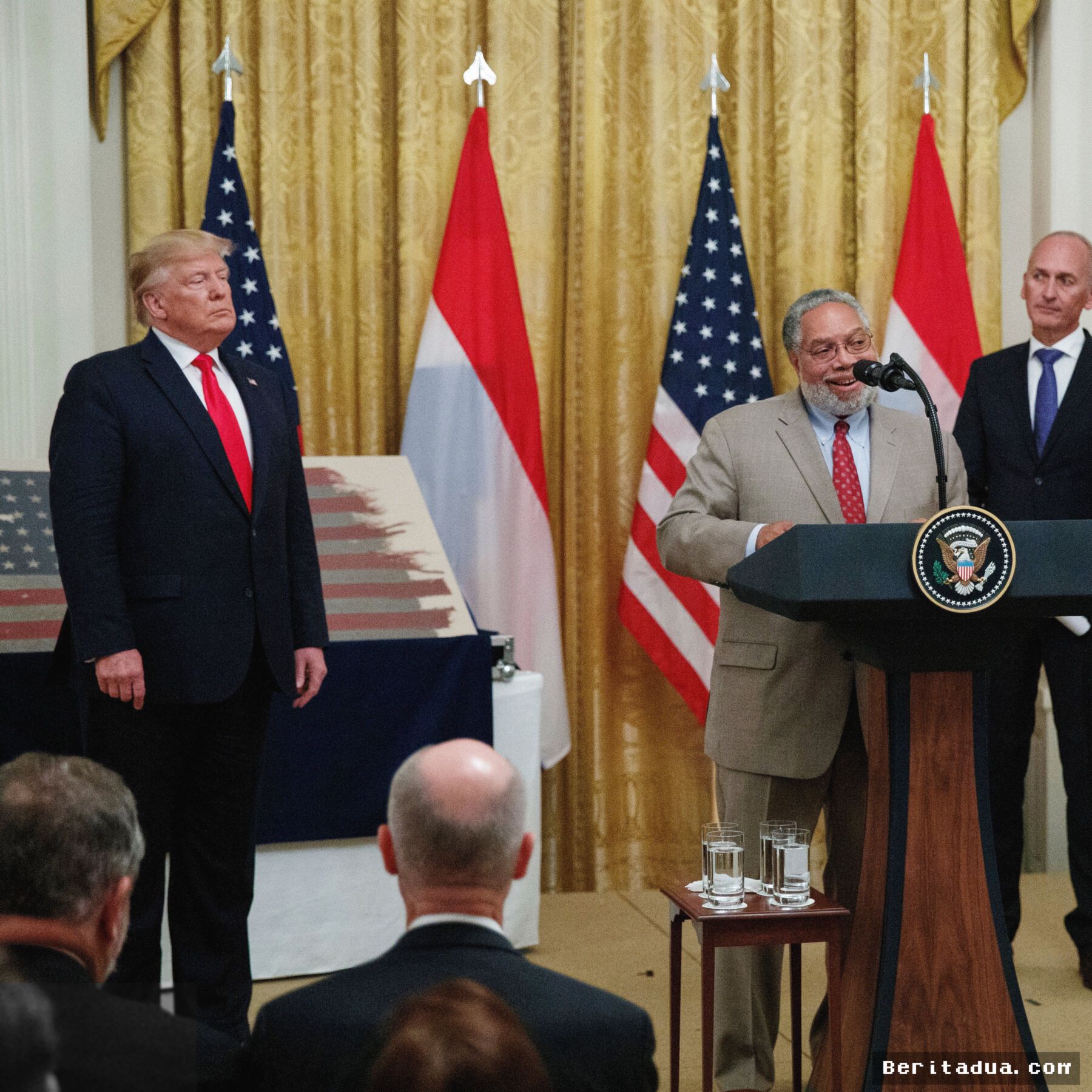WASHINGTON — Trump Tekan Smithsonian Soal Narasi Sejarah Amerika