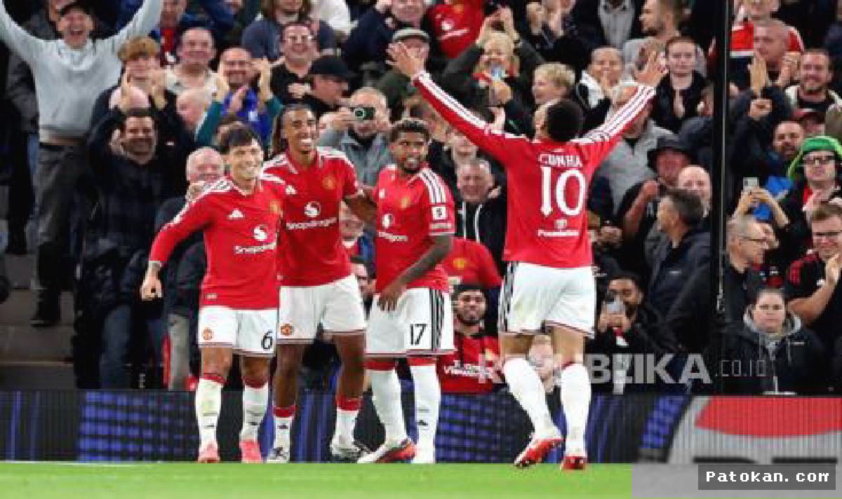 MANCHESTER — Manchester United Cukur Sabah FK 4-0 di Old Trafford