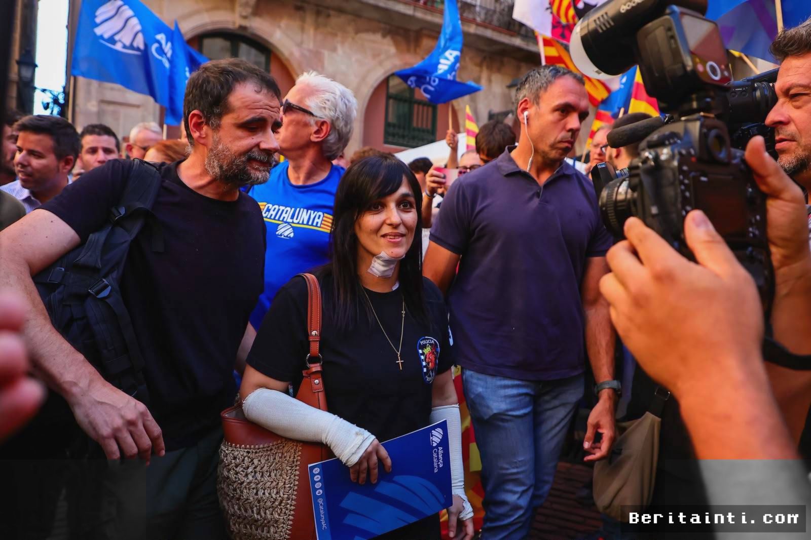 BARCELONA — Aliança Catalana Hadapi Protes Keras Saat Peringatan Diada
