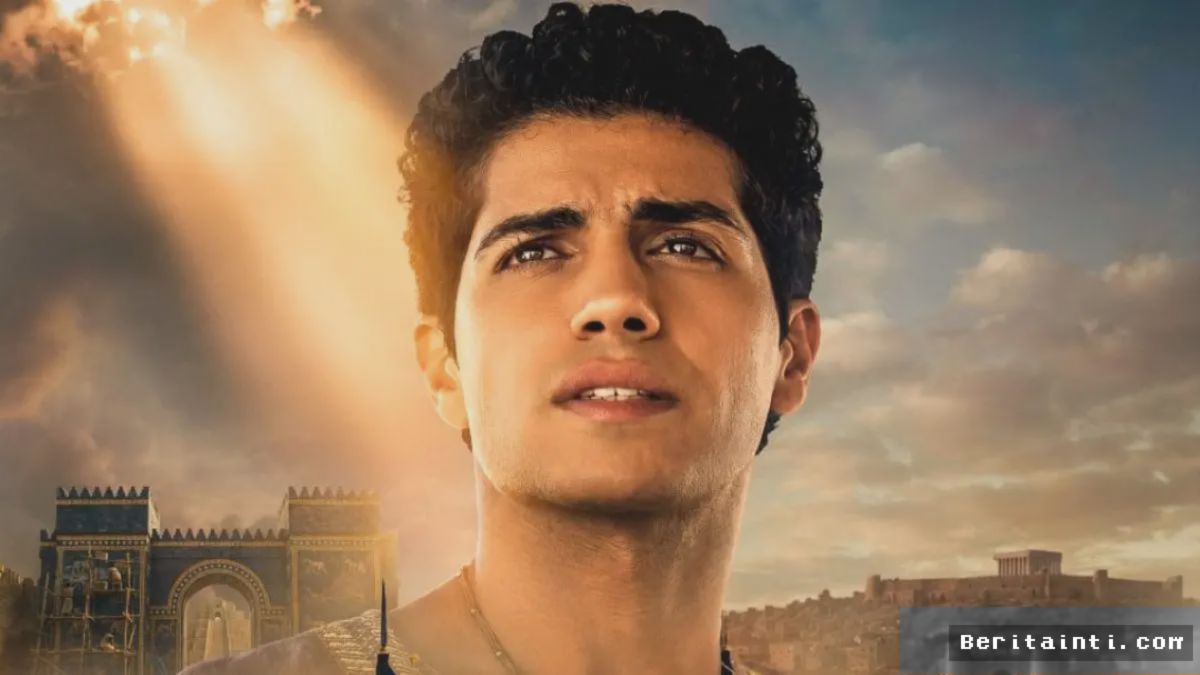 Mena Massoud Bintangi Film Epik Daniel and the Fiery Furnace