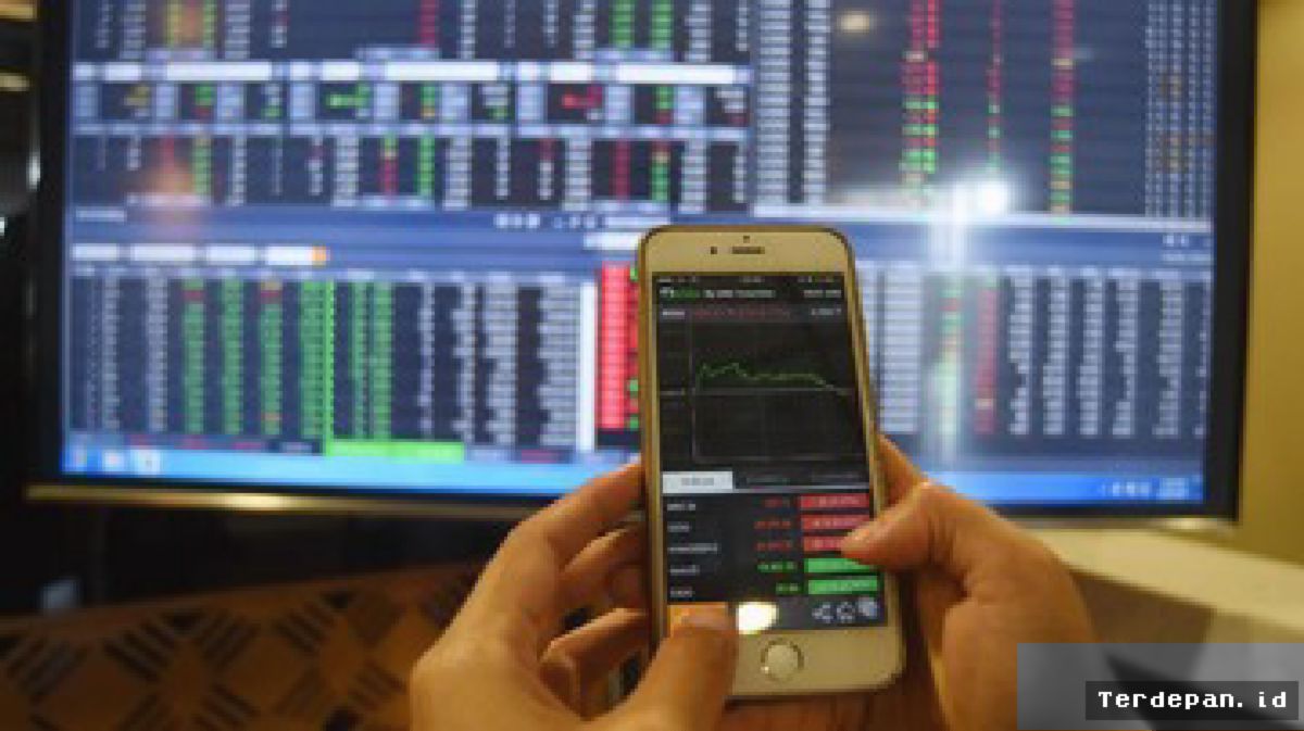 JAKARTA — IHSG Diprediksi Menguat, Saham Telekomunikasi dan Energi Jadi Incaran