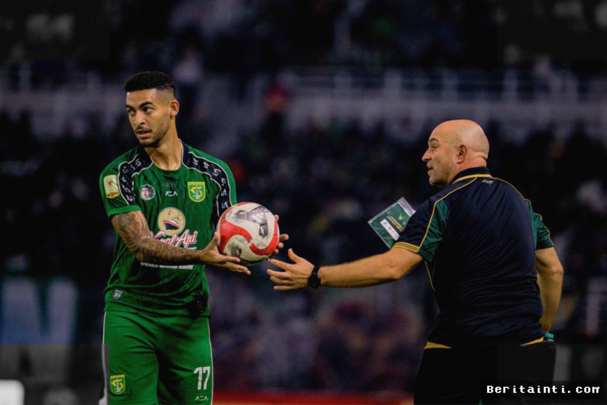 Persebaya Amankan Kemenangan Perdana Berkat Taktik Eksperimental Bernardo Tavares