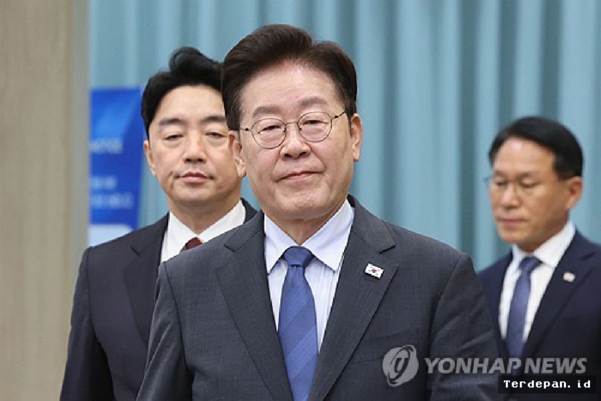 Korea Selatan: Tingkat Kepuasan Publik Terhadap Presiden Lee Anjlok Drastis