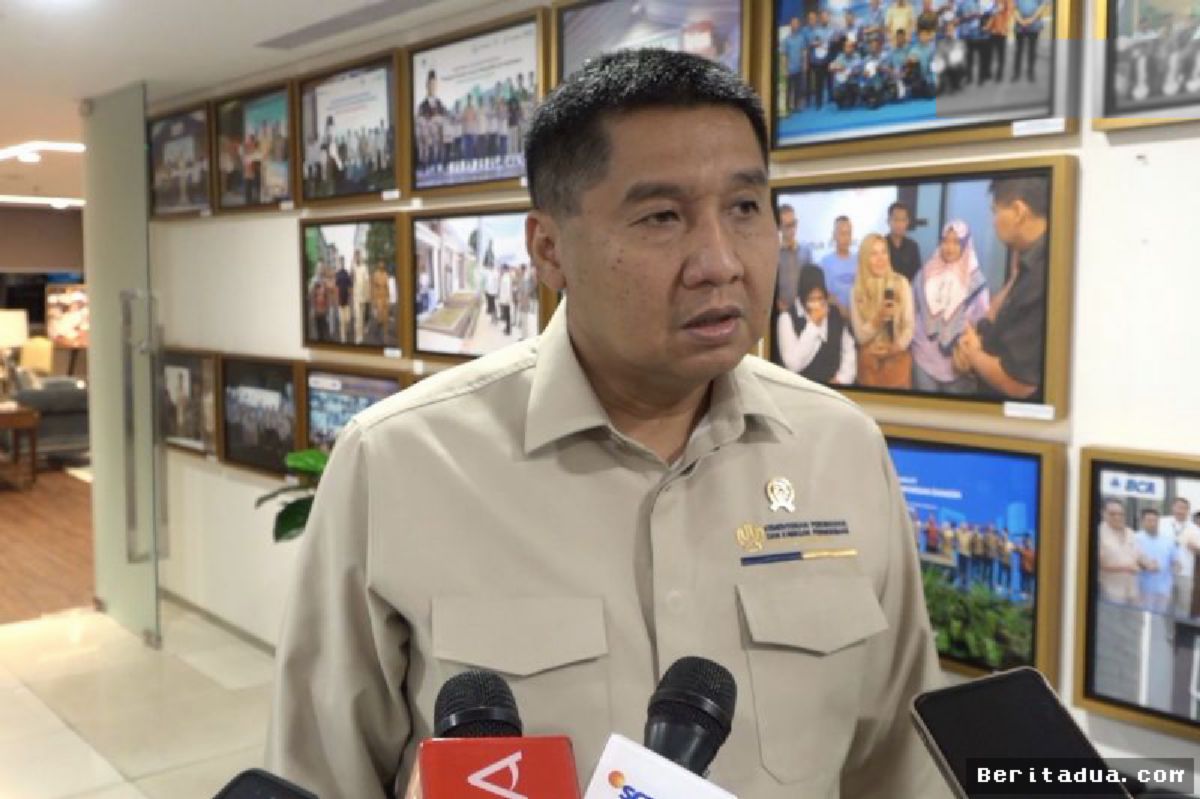 Jakarta — Menteri PKP Rangkul Empat Gubernur Percepat Program Bedah Rumah