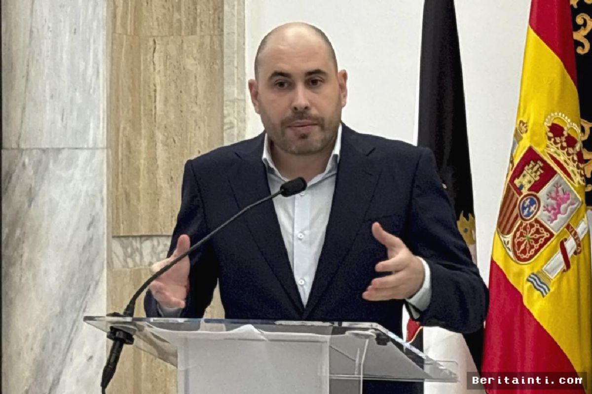 Spanyol — Gonzalo Sanz Jadi Pejabat Pertama Mundur Akibat Krisis Ceuta