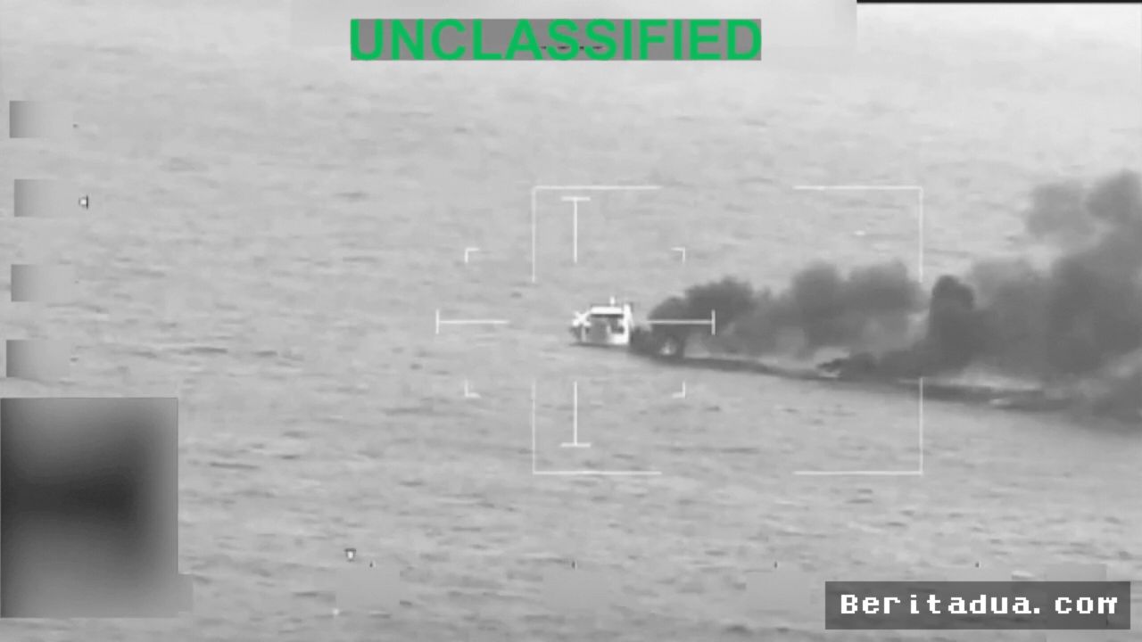 Militer AS Tenggelamkan SPBU Apung Kartel Narkoba Ekuador di Samudra Pasifik