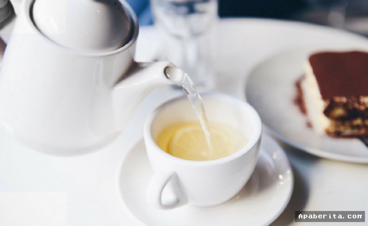 JAKARTA — Minuman Lemon Kunyit Simpan Lima Manfaat Utama Kesehatan