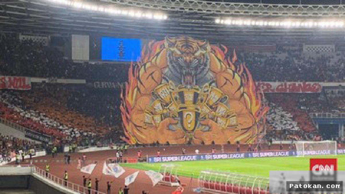 JAKARTA — The Jakmania Menyiapkan Koreografi 3D Dukung Persija vs Persib