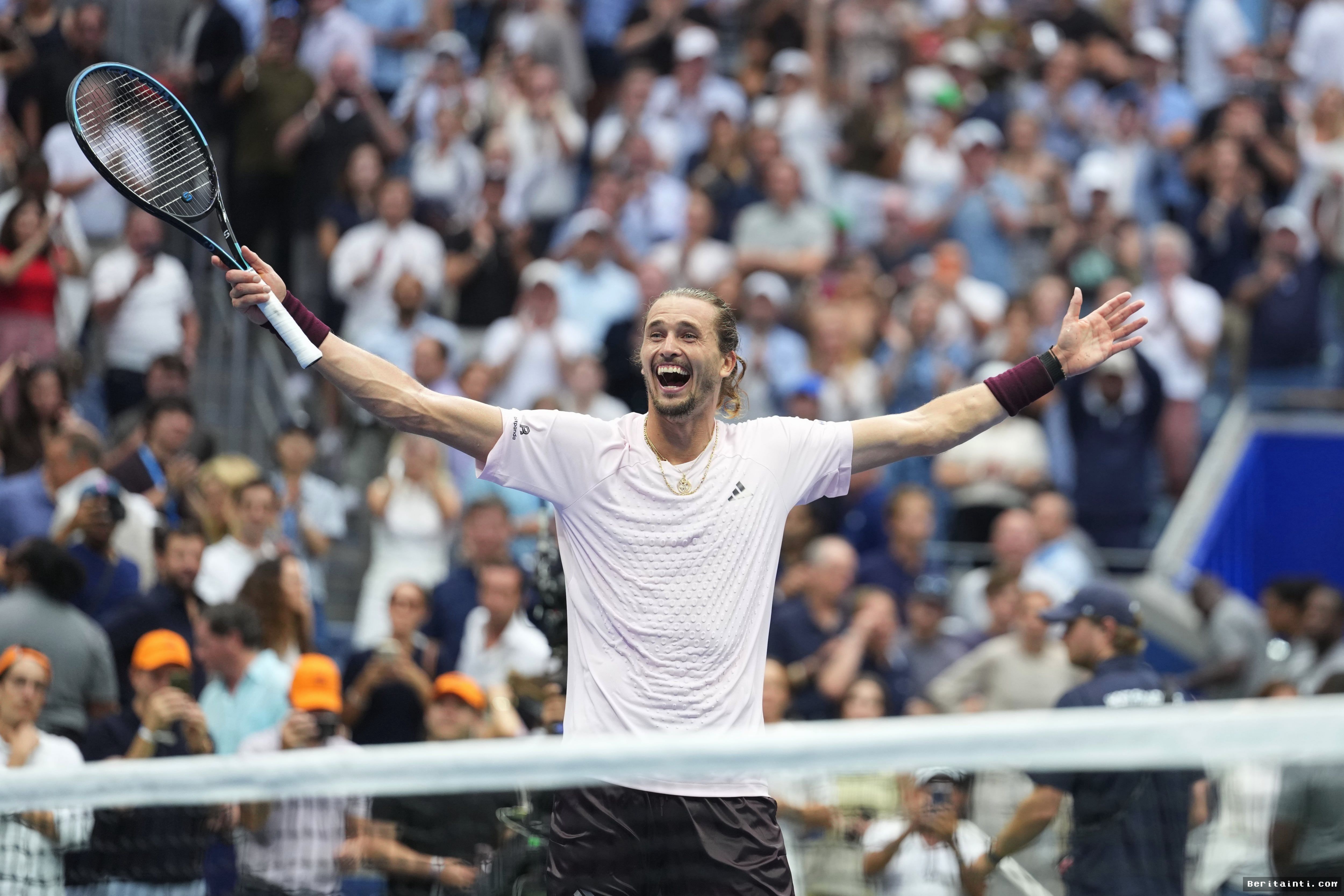 Alexander Zverev Raih Gelar US Open Perdana Usai Taklukkan Ben Shelton