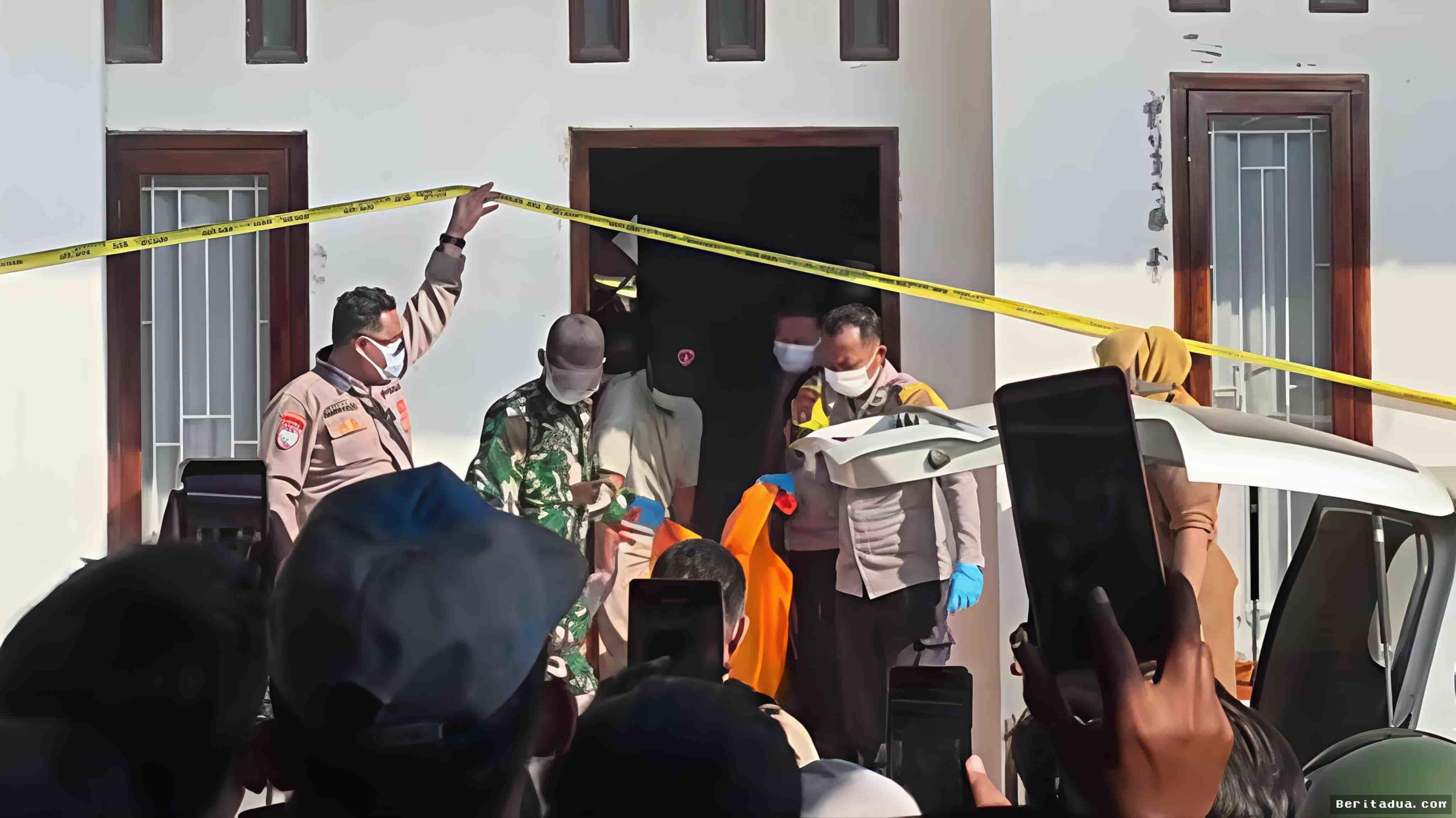 LAMPUNG TIMUR — Fotografer Ditemukan Tewas Ditikam, Mobil dan Emas Raib