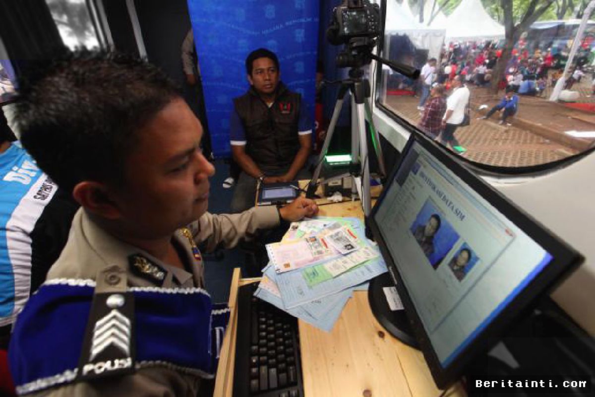 Yogyakarta — Polda DIY Buka Layanan SIM Keliling di Condongcatur