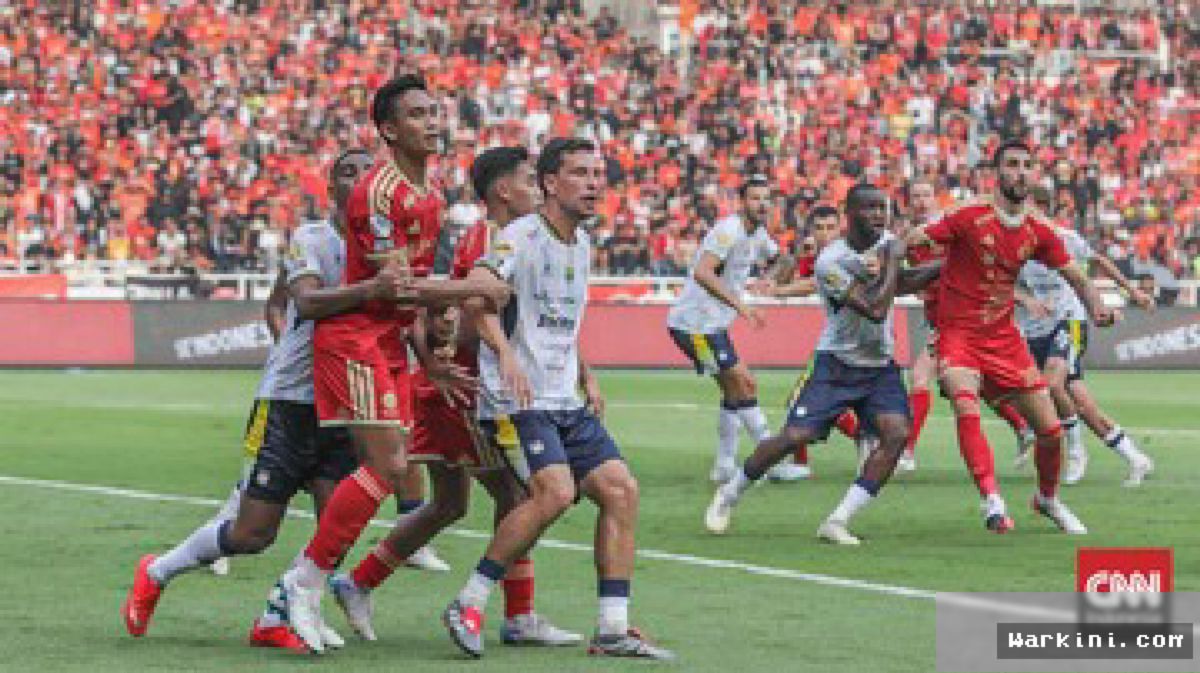 Gol Menit Akhir Ivan Mamut Bawa Persija Tumbangkan Persib 2-1