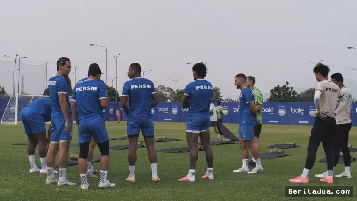 BANDUNG — Persib Gelar Latihan Perdana, Sandy dan Ragnar Masih Absen