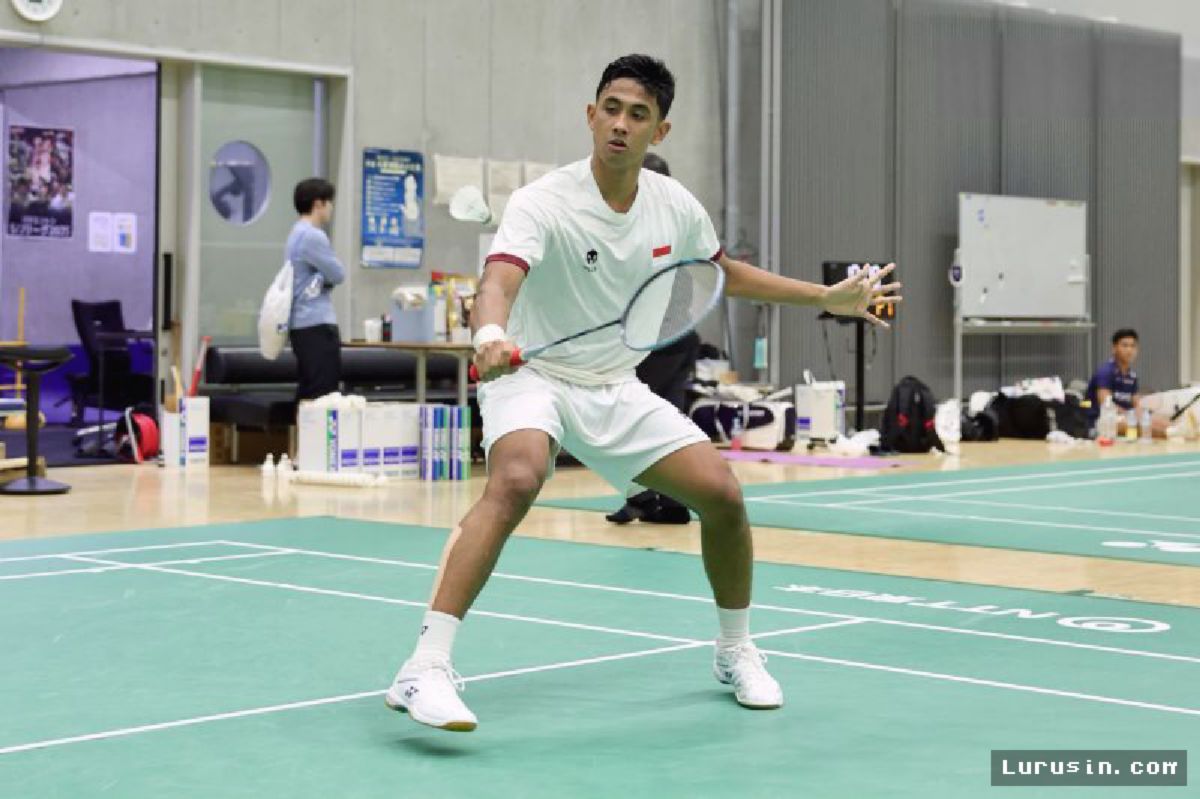 Alwi Farhan Menimba Ilmu Taktik dan Mental dari Kento Momota