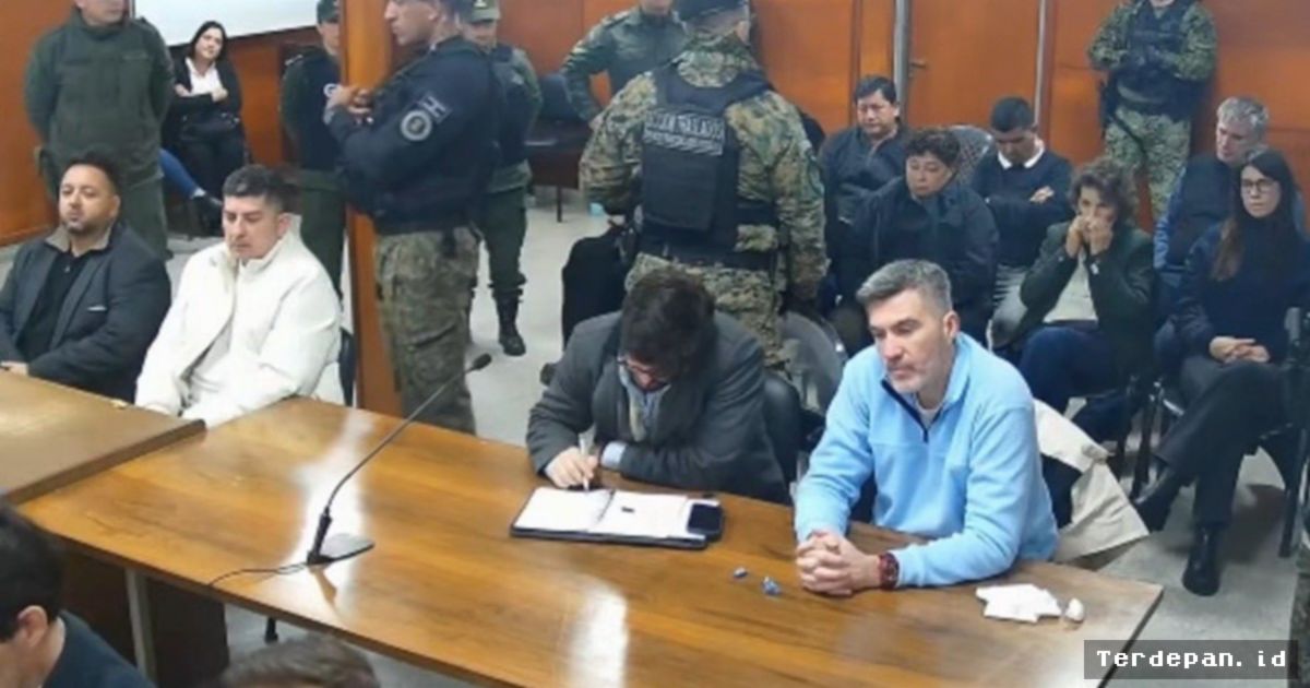 ARGENTINA — Tokoh Piquetero Fernando Ayala Divonis 10 Tahun Penjara