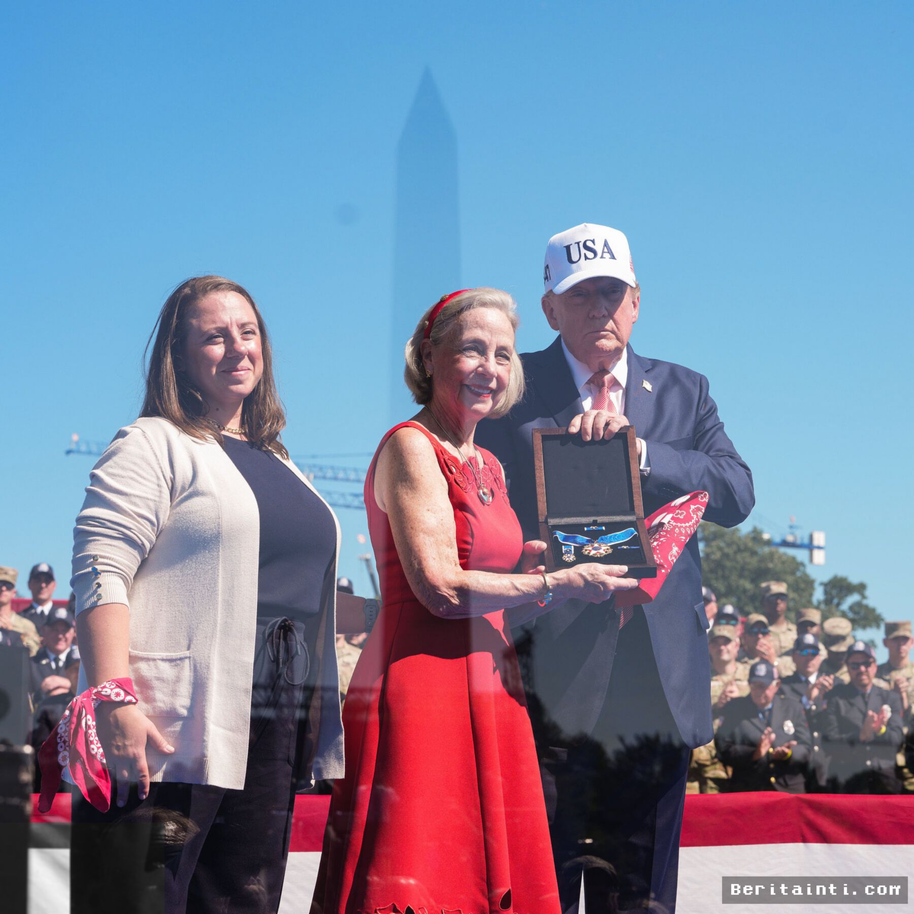 Trump Anugerahkan Presidential Medal of Freedom untuk Pahlawan 9/11 Welles Crowther